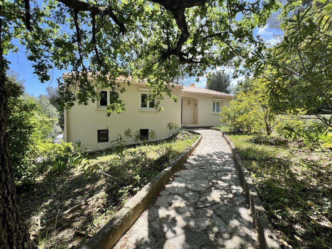 Maison à AUBAGNE