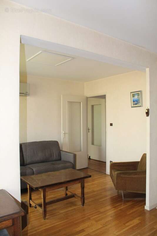 Appartement à LYON-6E