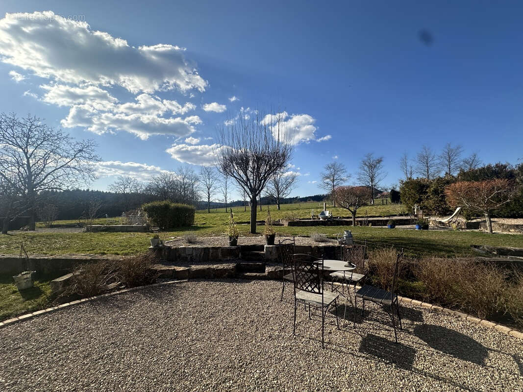 Maison à ETIVAL-CLAIREFONTAINE