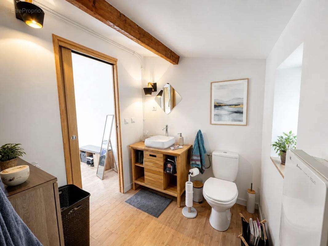 Maison de caractère entièrement rénovée – 173 m² – Terrain de 1 100 m² – Romagnat - photo 10
