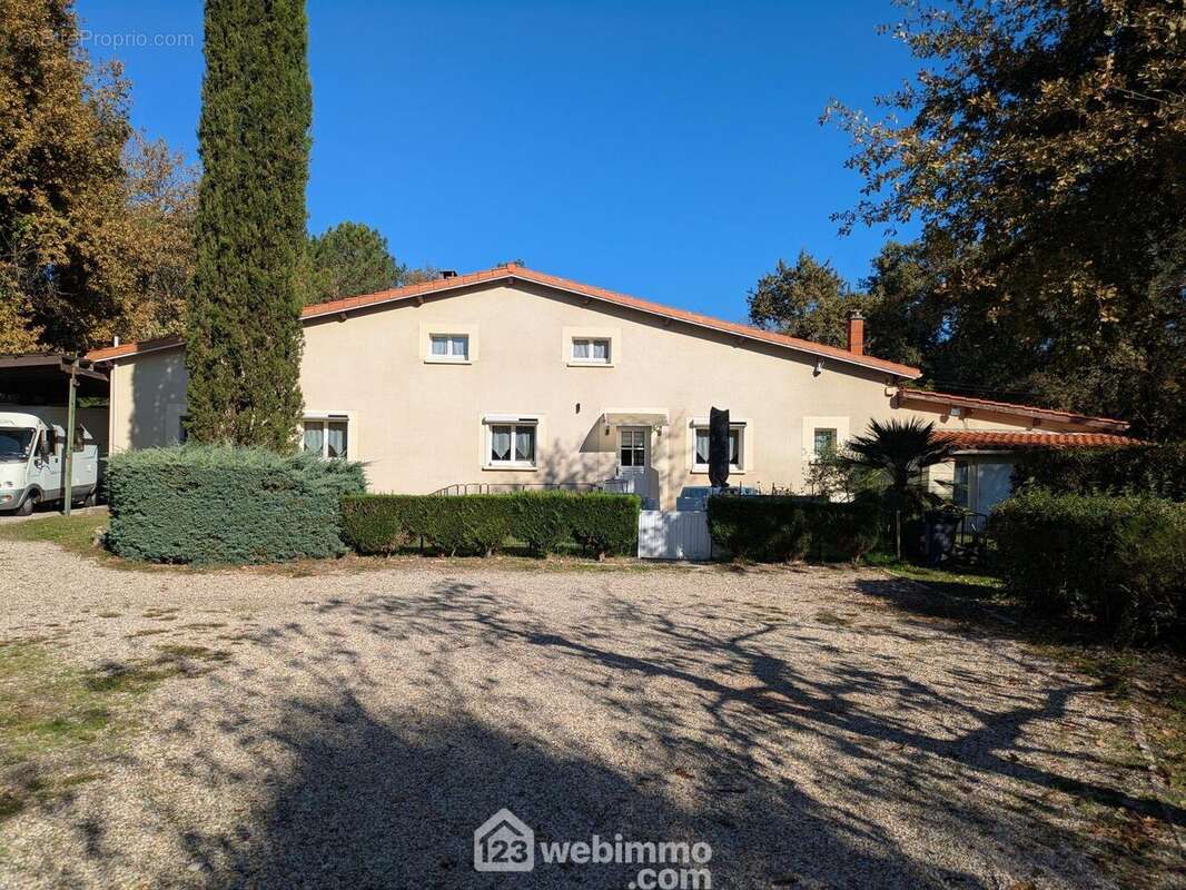 Maison sur un étage - Maison à LE PIAN-MEDOC