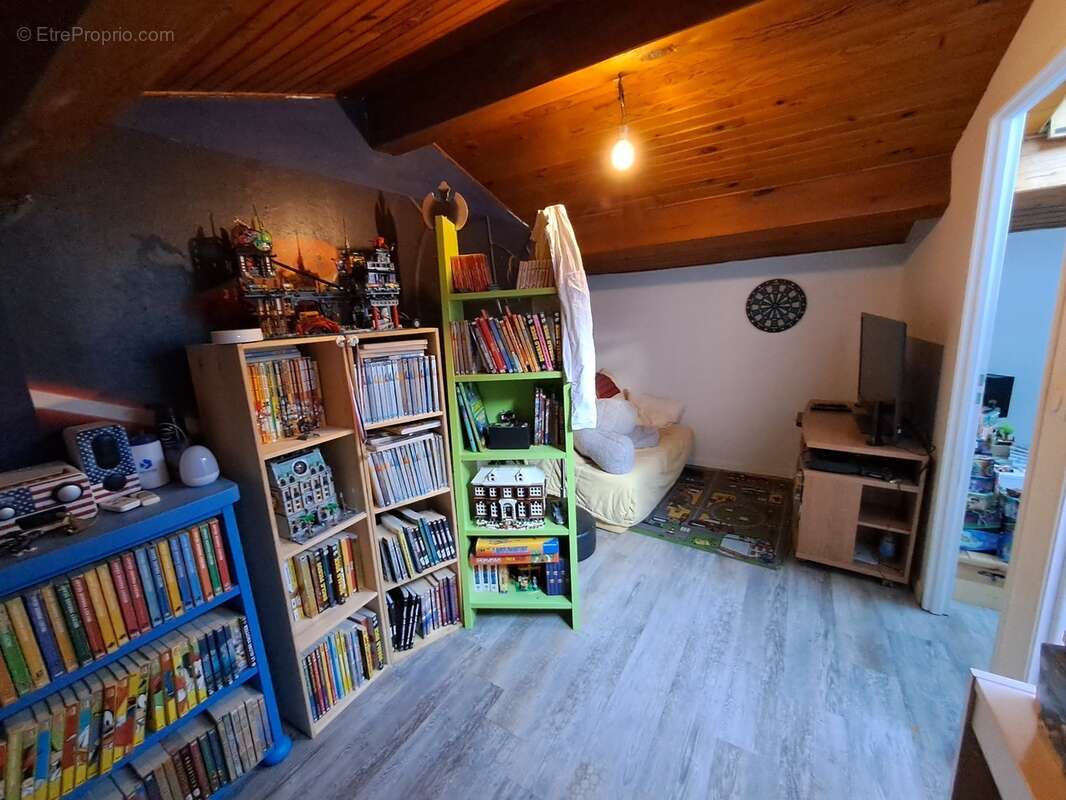 Maison familiale 190m2 - 7 pièces - avec piscine - photo 10