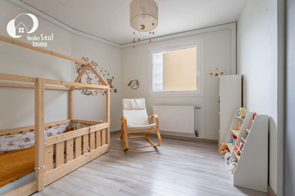Appartement à BRON