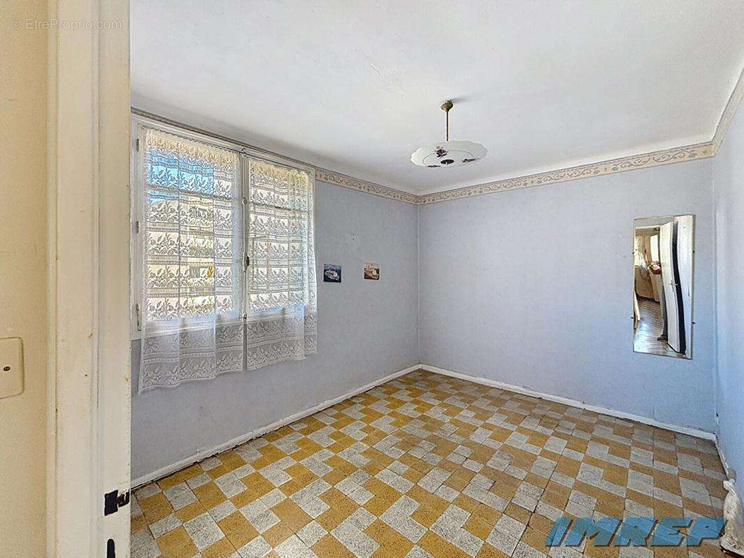 Appartement à MARSEILLE-9E