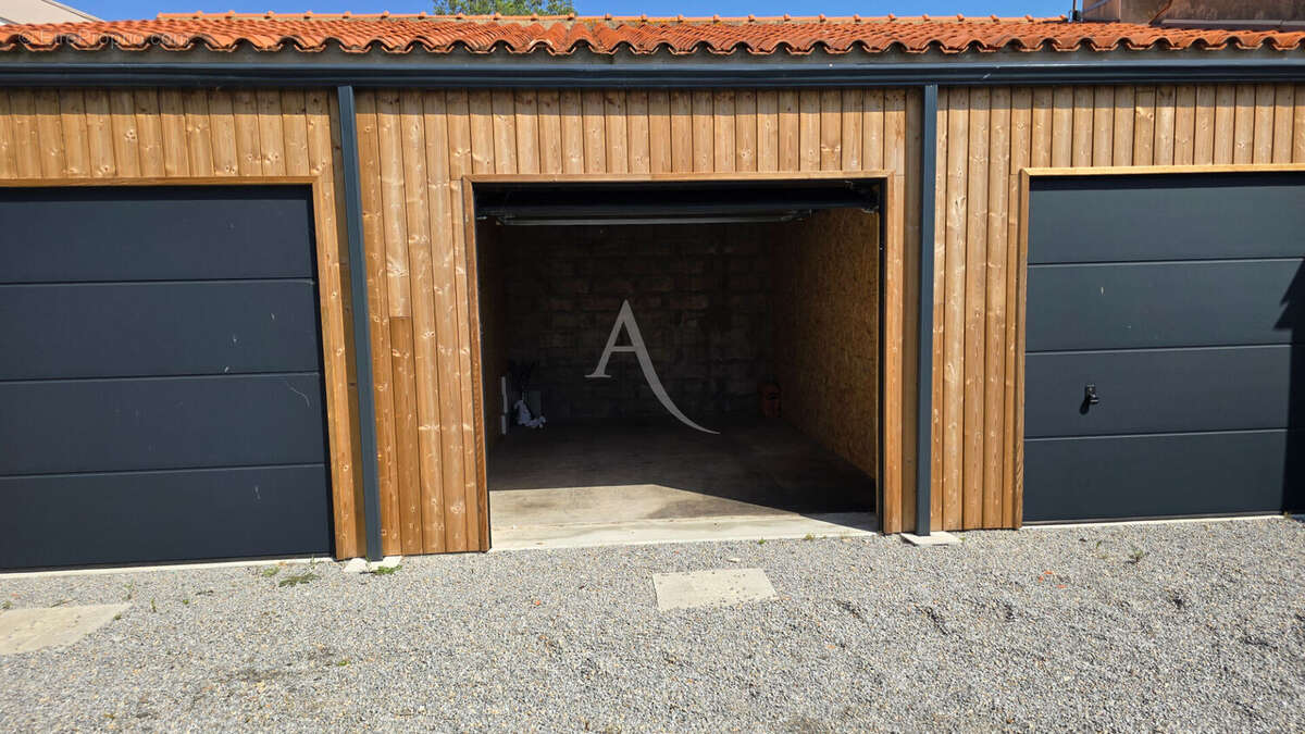 Parking à LES SABLES-D'OLONNE