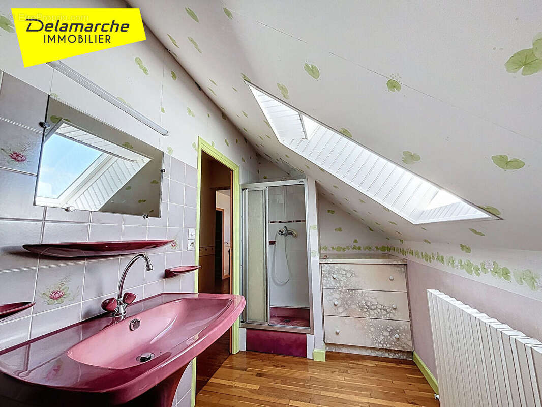 Maison à SAINT-PAIR-SUR-MER