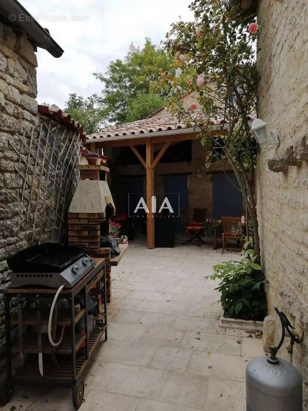 Maison à MAINE-DE-BOIXE