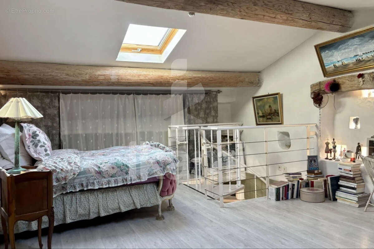 Maison ancienne bergerie 152 m2 vue exceptionnelle belles pierres - photo 12
