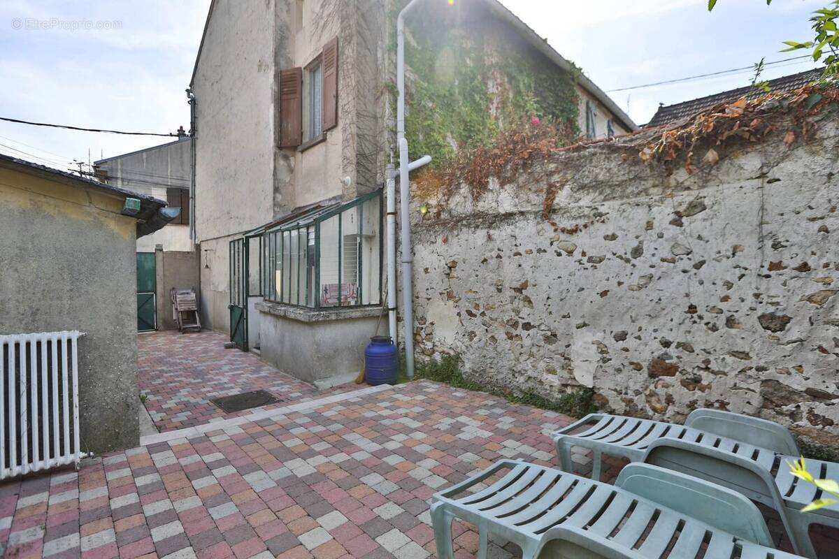 Maison à CARNETIN