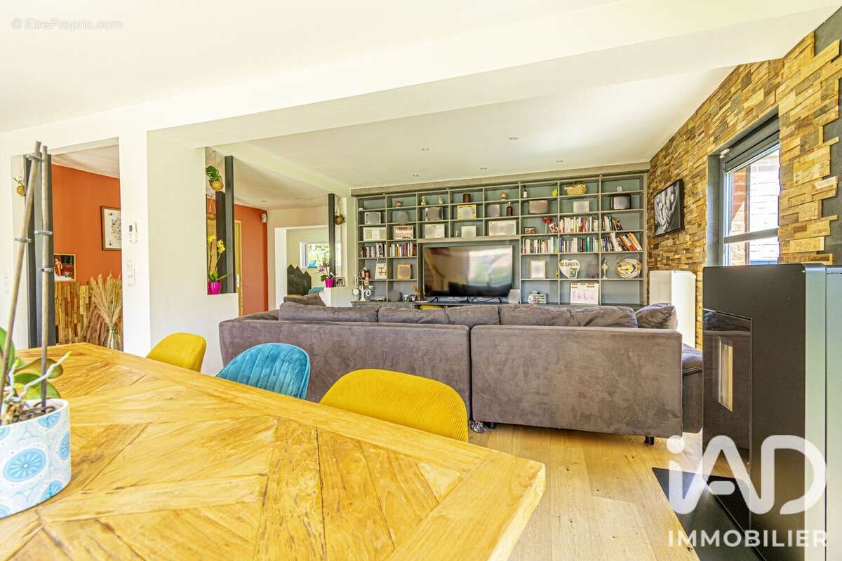 Photo 3 - Maison à VENDEGIES-SUR-ECAILLON