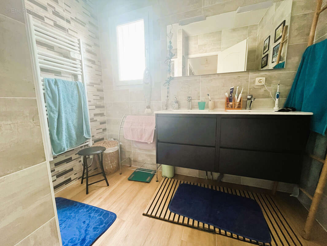 Maison à MESCHERS-SUR-GIRONDE