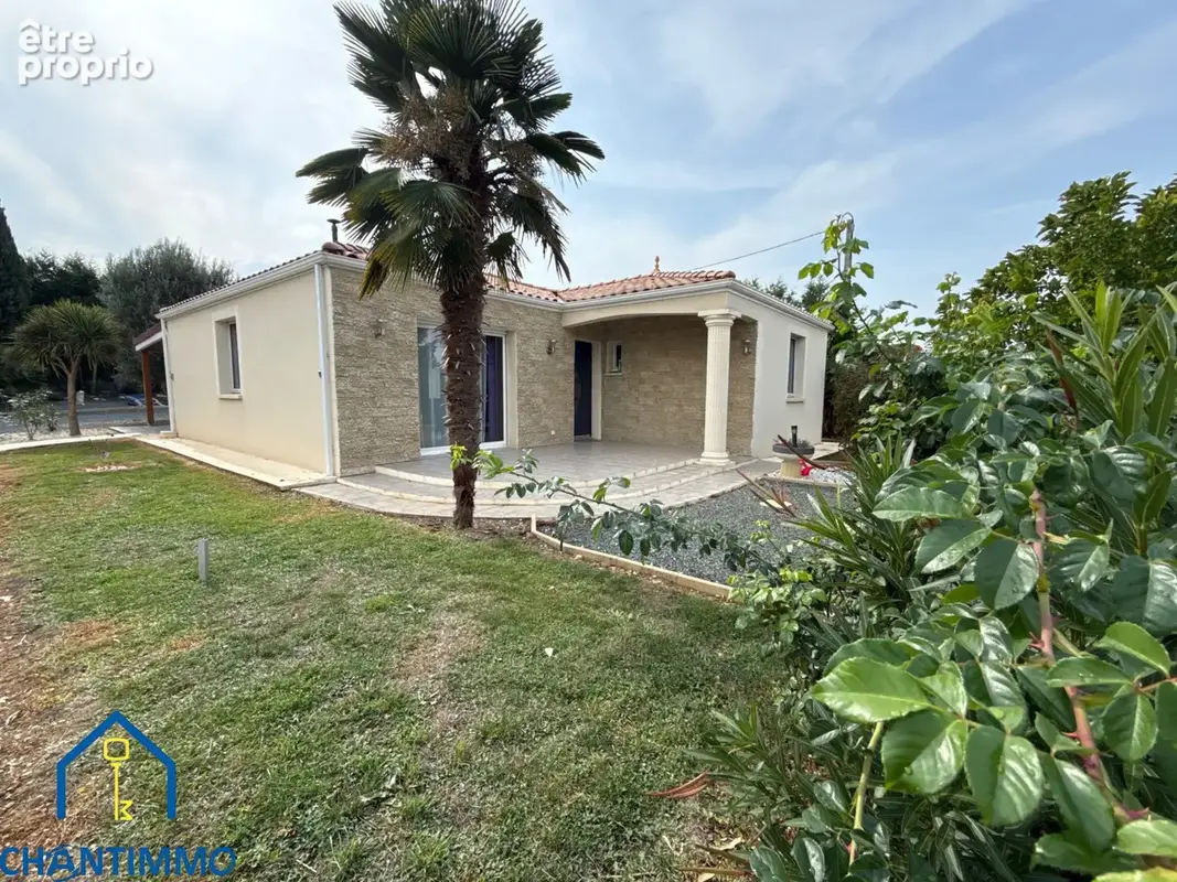 Maison à L'HERMENAULT