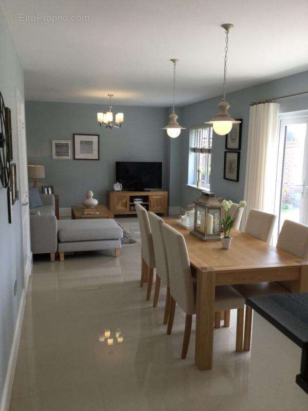 Maison à SAINT-EVARZEC