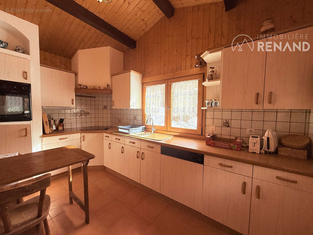 Cuisine séparée  - Maison à CLUSES