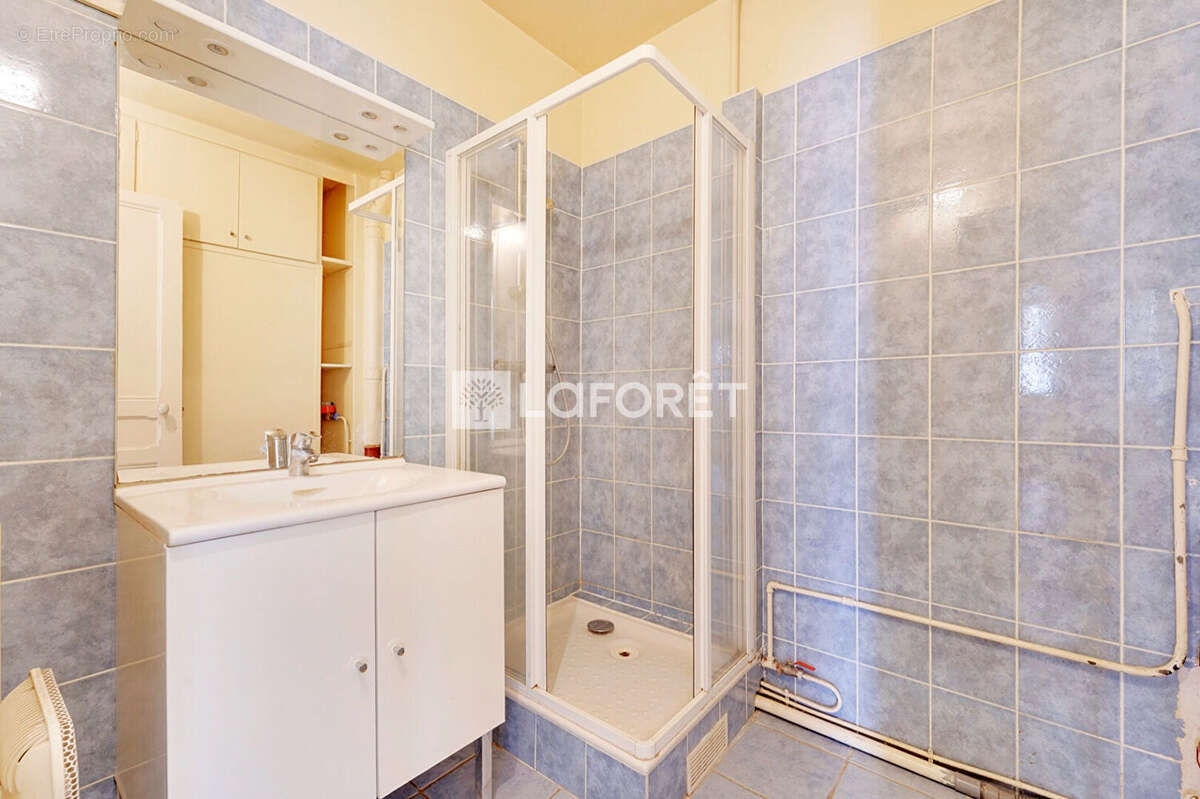 Une belle opportunité à Pernety : 2 pièces à fort potentiel - photo 4