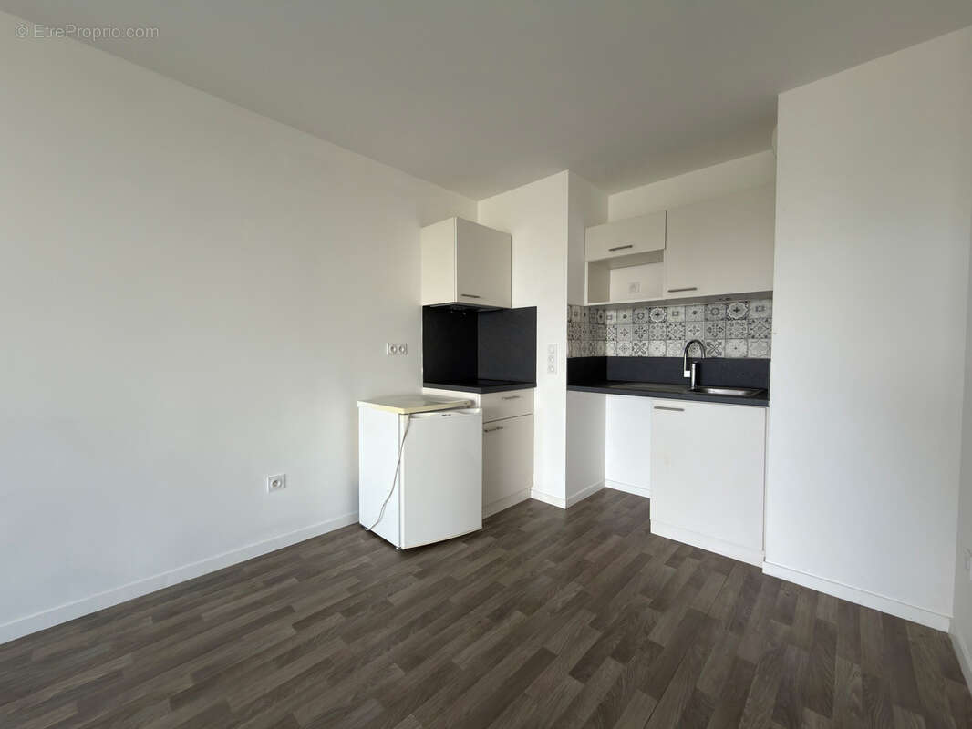 Appartement lumineux avec terrasse en résidence sécurisée - Saint-Nazaire Ouest - photo 9