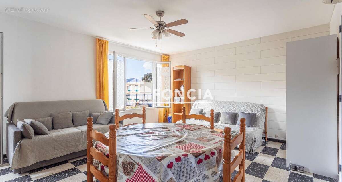 Appartement à BORMES-LES-MIMOSAS