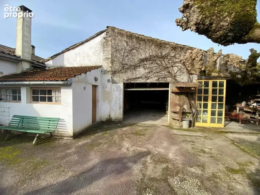 St yzan maison a rafraîchir sur 840 m2 - photo 17
