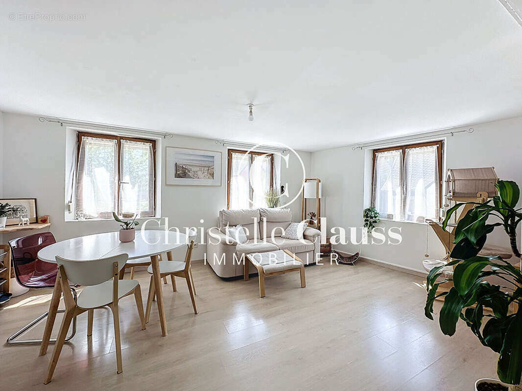 Appartement à ITTENHEIM