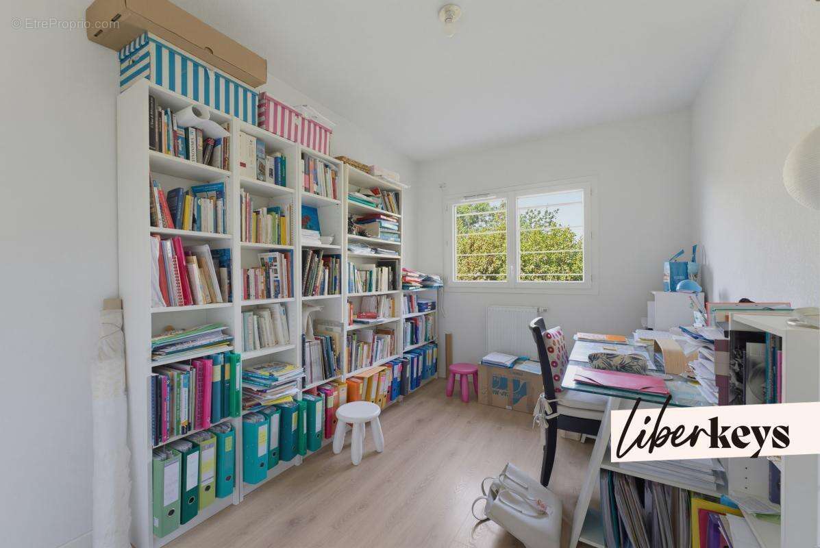 Appartement T3 I 64 m² I Terrasse I Parking sécurisé I à Cenon  - photo 6