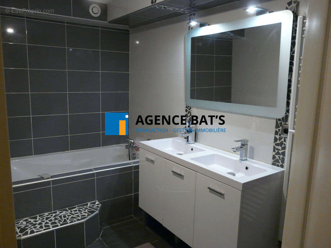 Photo 7 - Appartement à SAINT-GENEST-LERPT