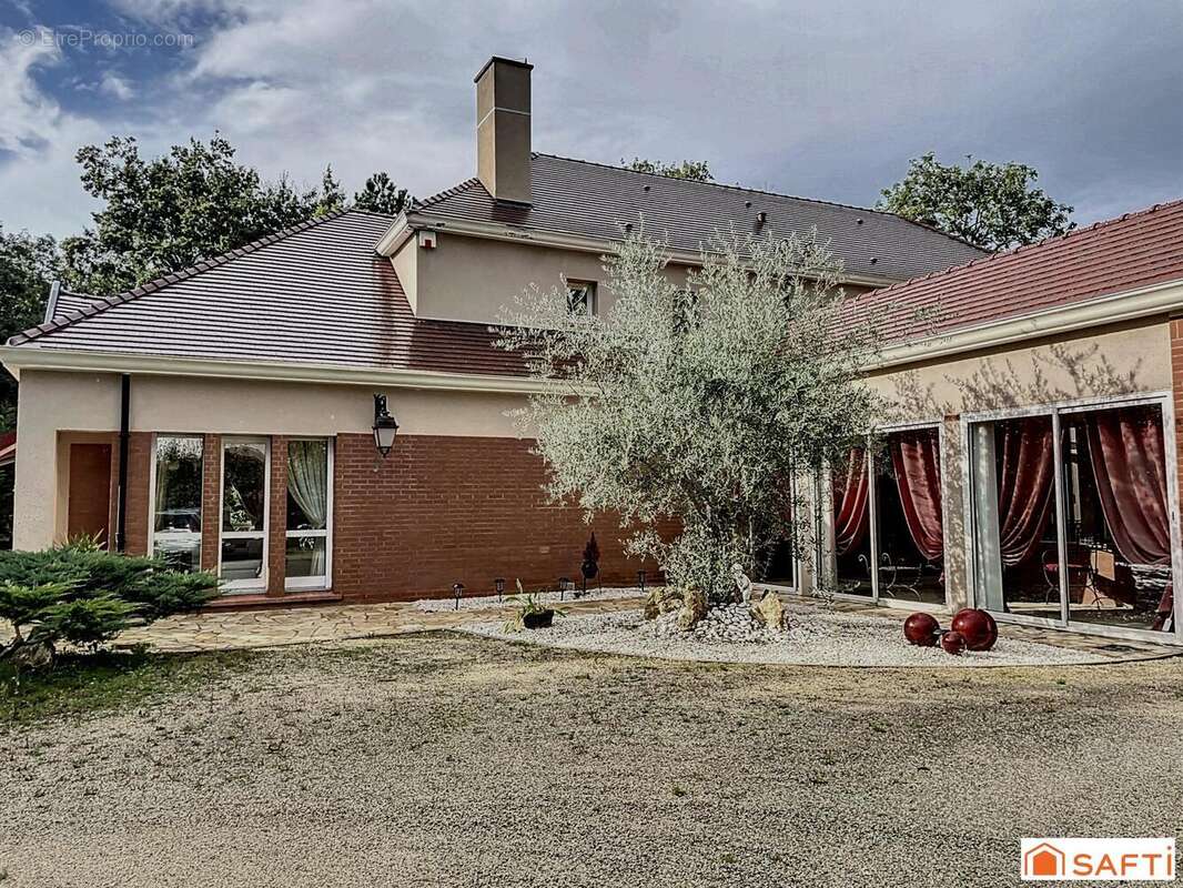 Photo 2 - Maison à ETIOLLES