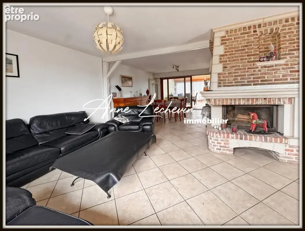 Maison individuelle de 198 m² – semi-plain-pied – sous-sol complet – beaux volumes - photo 3
