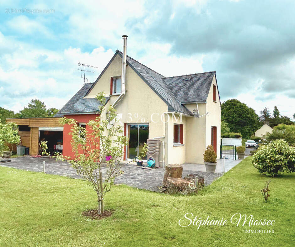 Maison à TREGUIDEL