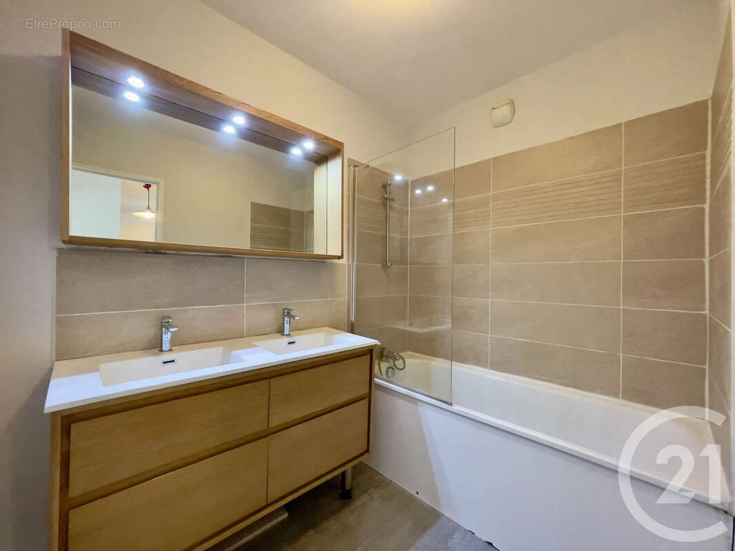 Appartement à VILLEURBANNE