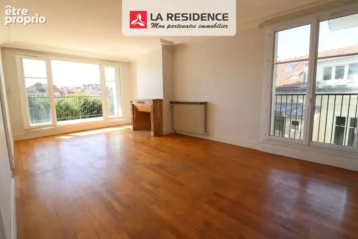 Appartement à VERSAILLES