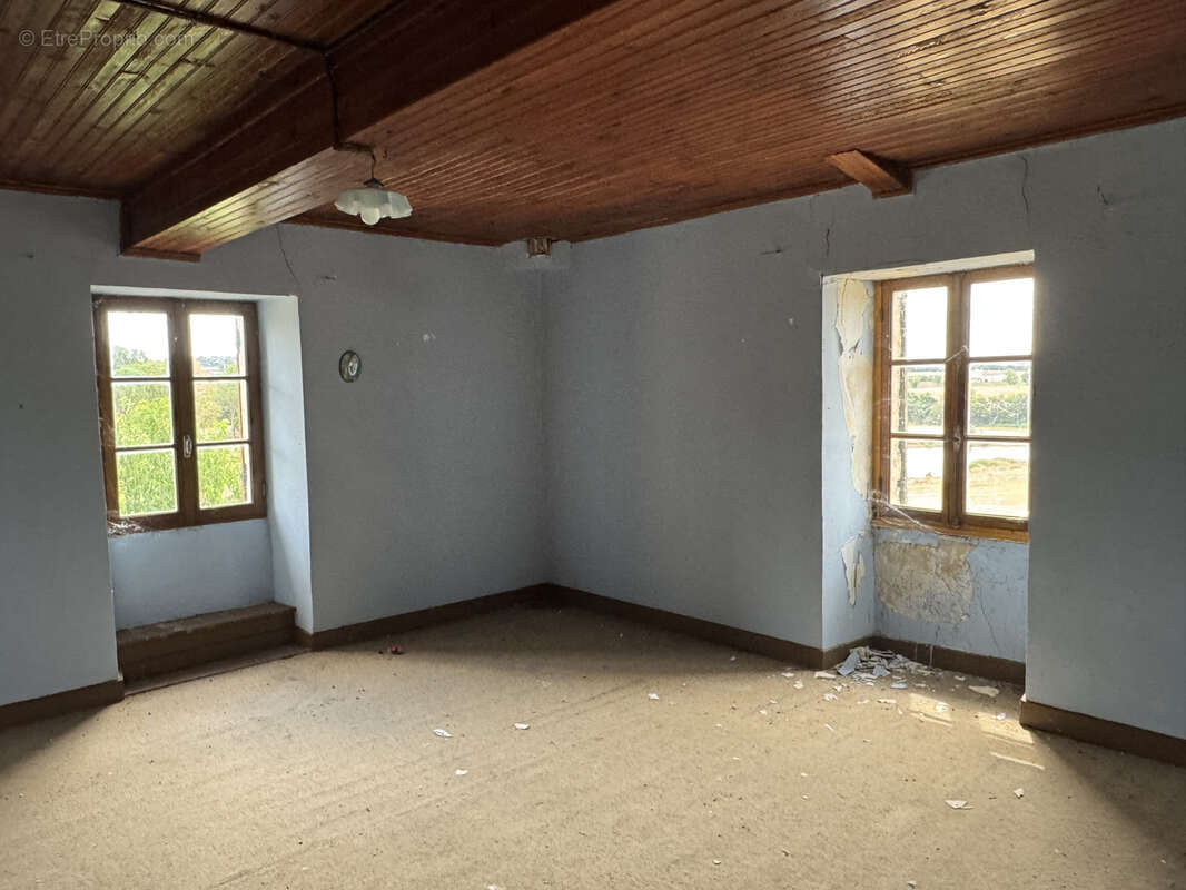 Maison en pierres à restaurer - photo 6