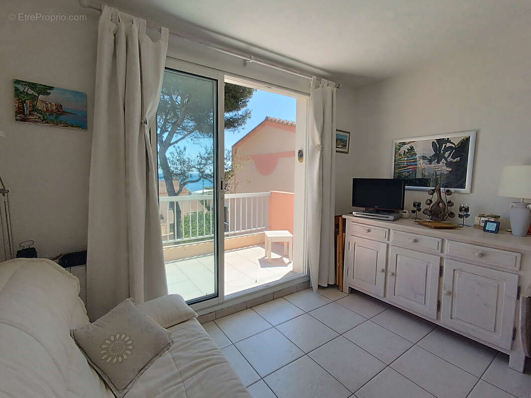 Appartement à CARRY-LE-ROUET