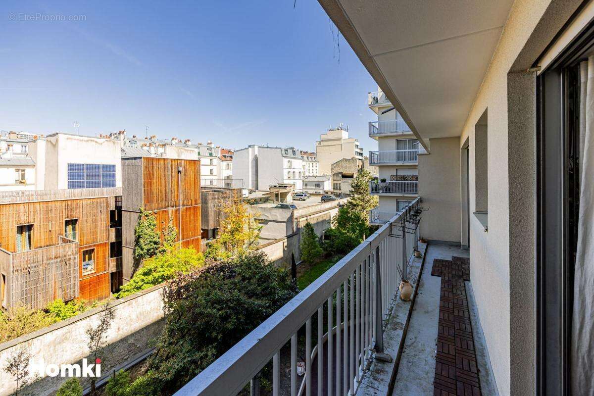 Appartement à PARIS-18E