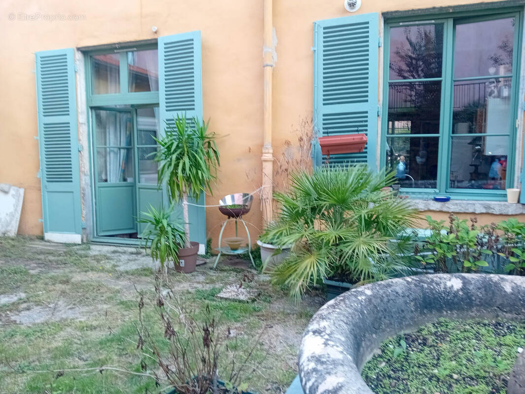 Appartement à SAINT-DIDIER-AU-MONT-D&#039;OR