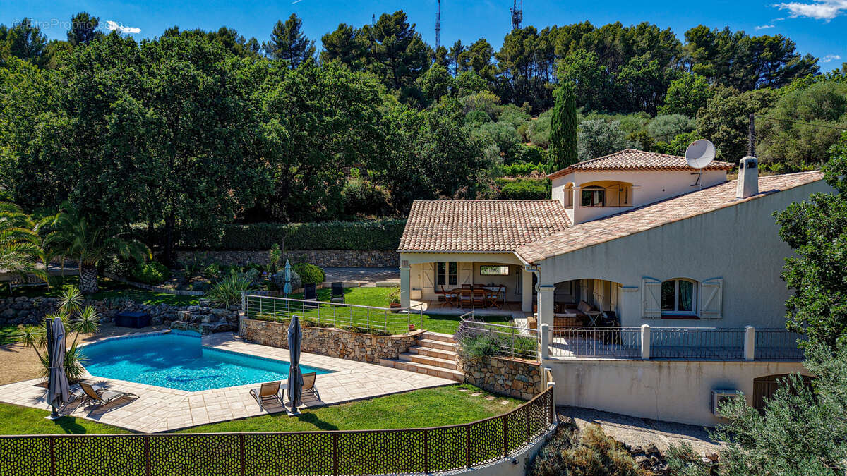 Maison à DRAGUIGNAN