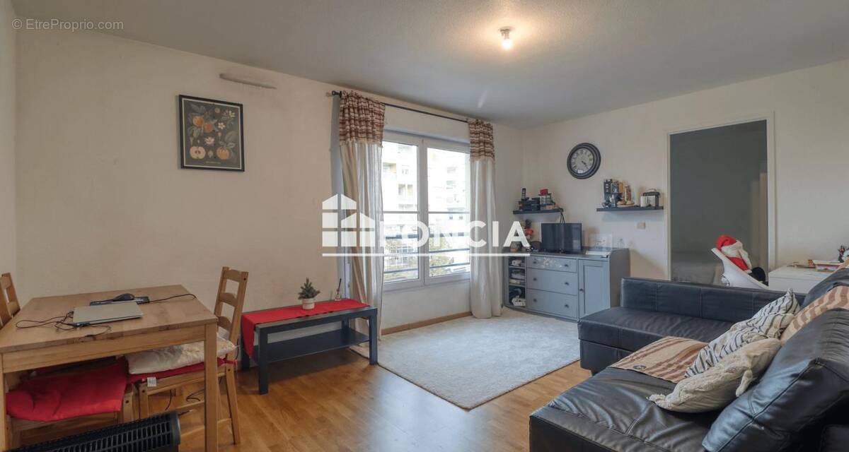 Appartement à VITRY-SUR-SEINE