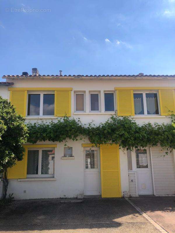 Maison à ANGOULINS