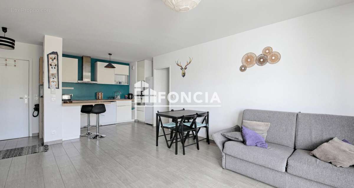 Appartement T3 avec grande terrasse - tramway 9 et métro 7 - Ivry-sur-Seine - photo 5