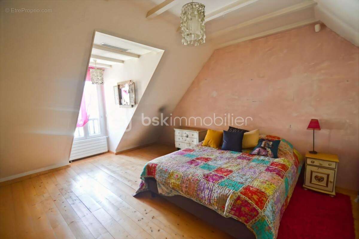 Maison à CLAYE-SOUILLY