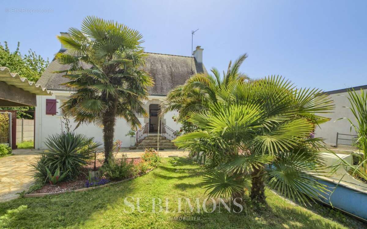 Maison à LE HEZO