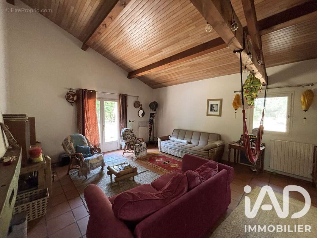 Maison 85 m² à Mezos  - photo 3