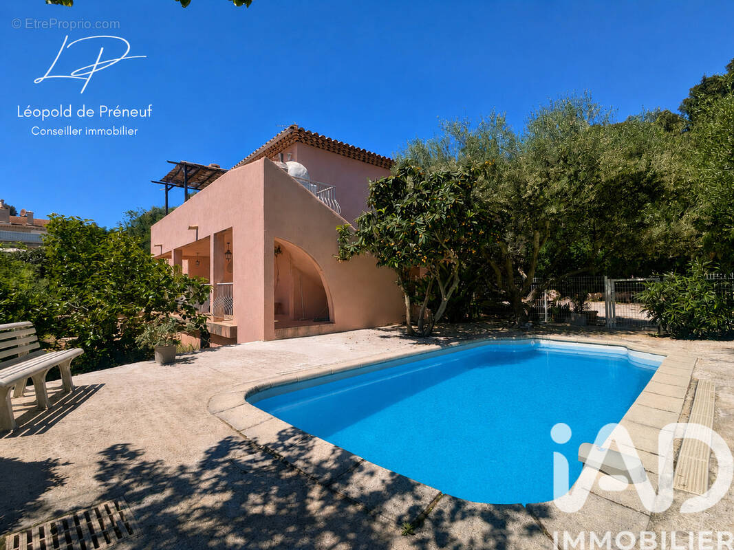 Photo 1 - Maison à LE PRADET