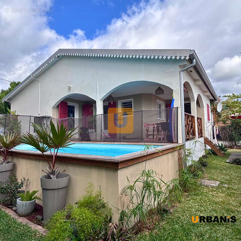 Magnifique villa avec dependance au coeur de la plaine st paul - photo 2