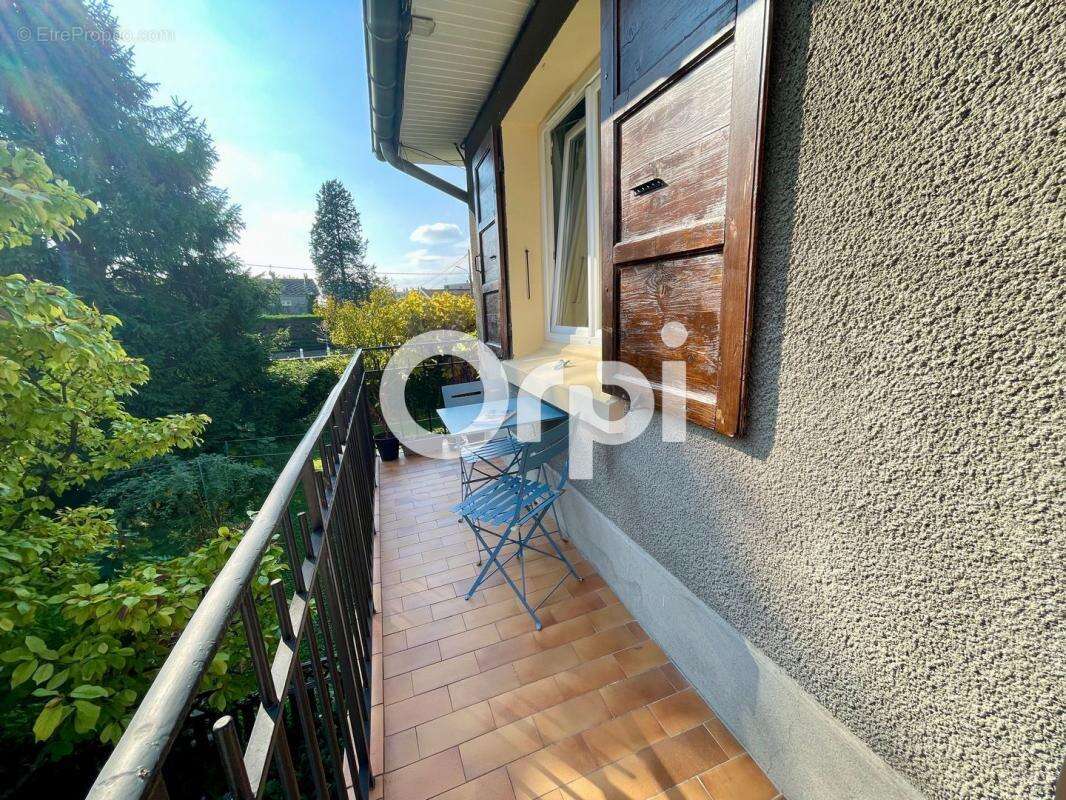 Appartement à FROGES