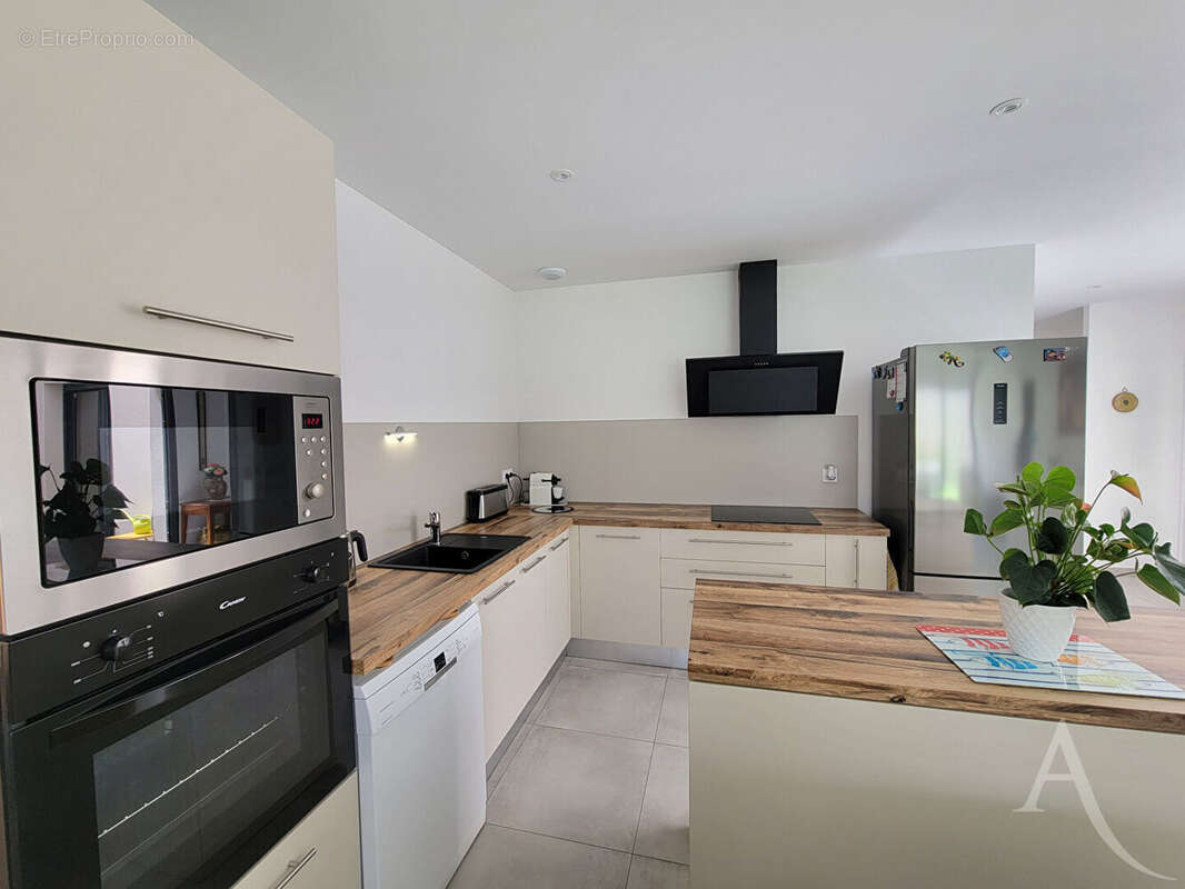 Ortaffa - Villa contemporaine de plain-pied avec 2 suites parentales - photo 3