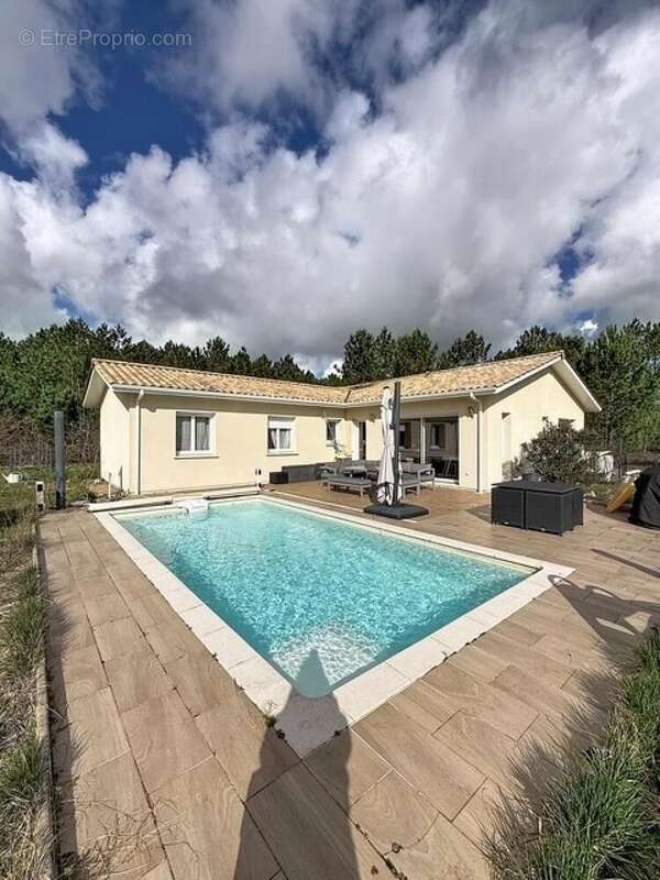 Photo 2 - Maison à LE BARP