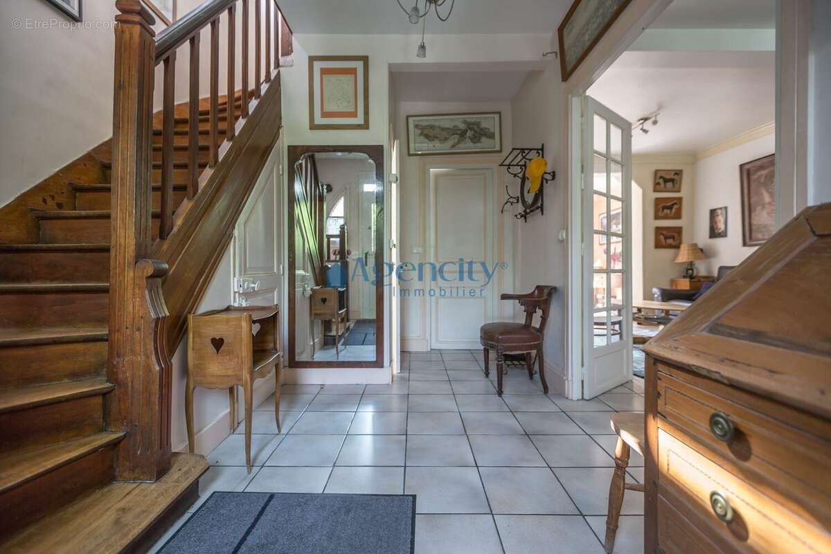 Maison à GOURNAY-SUR-MARNE