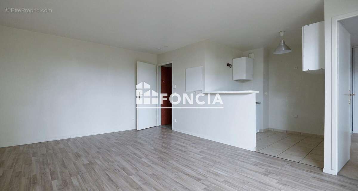 DRAVEIL : F2 de 44m2 avec ascenseur proche commodités - photo 3
