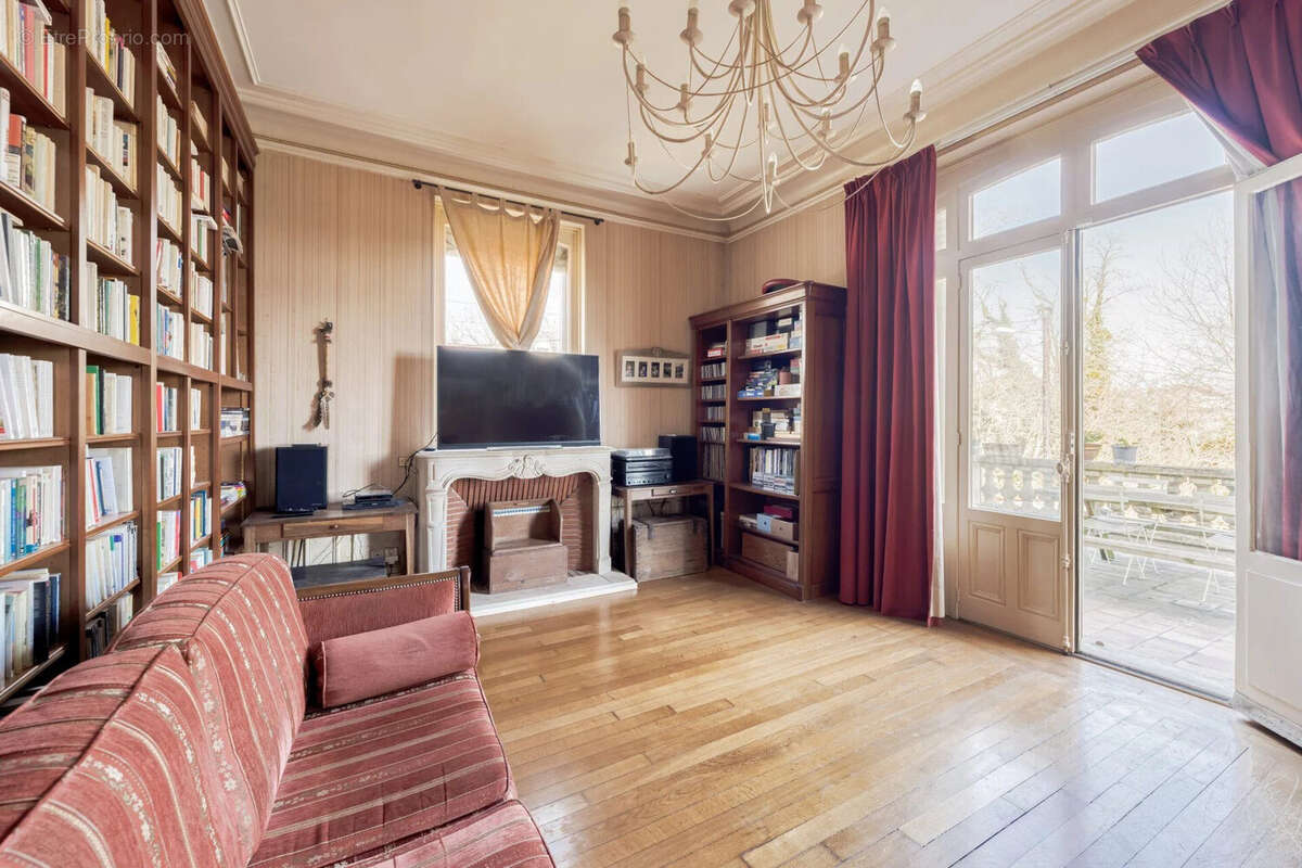 Maison 246 m² à Meaux  - photo 6