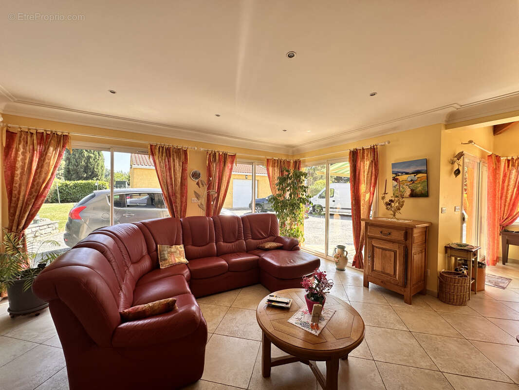 Maison à LA CROIX-BLANCHE